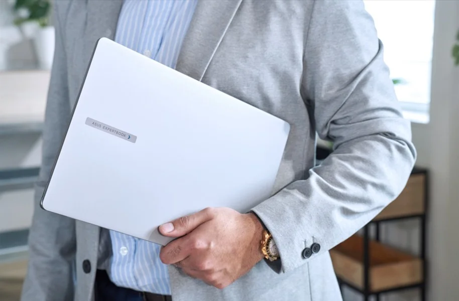ASUS Lanza la ExpertBook P5: Potencia IA ASUS Lanza la ExpertBook P5: Potencia IA