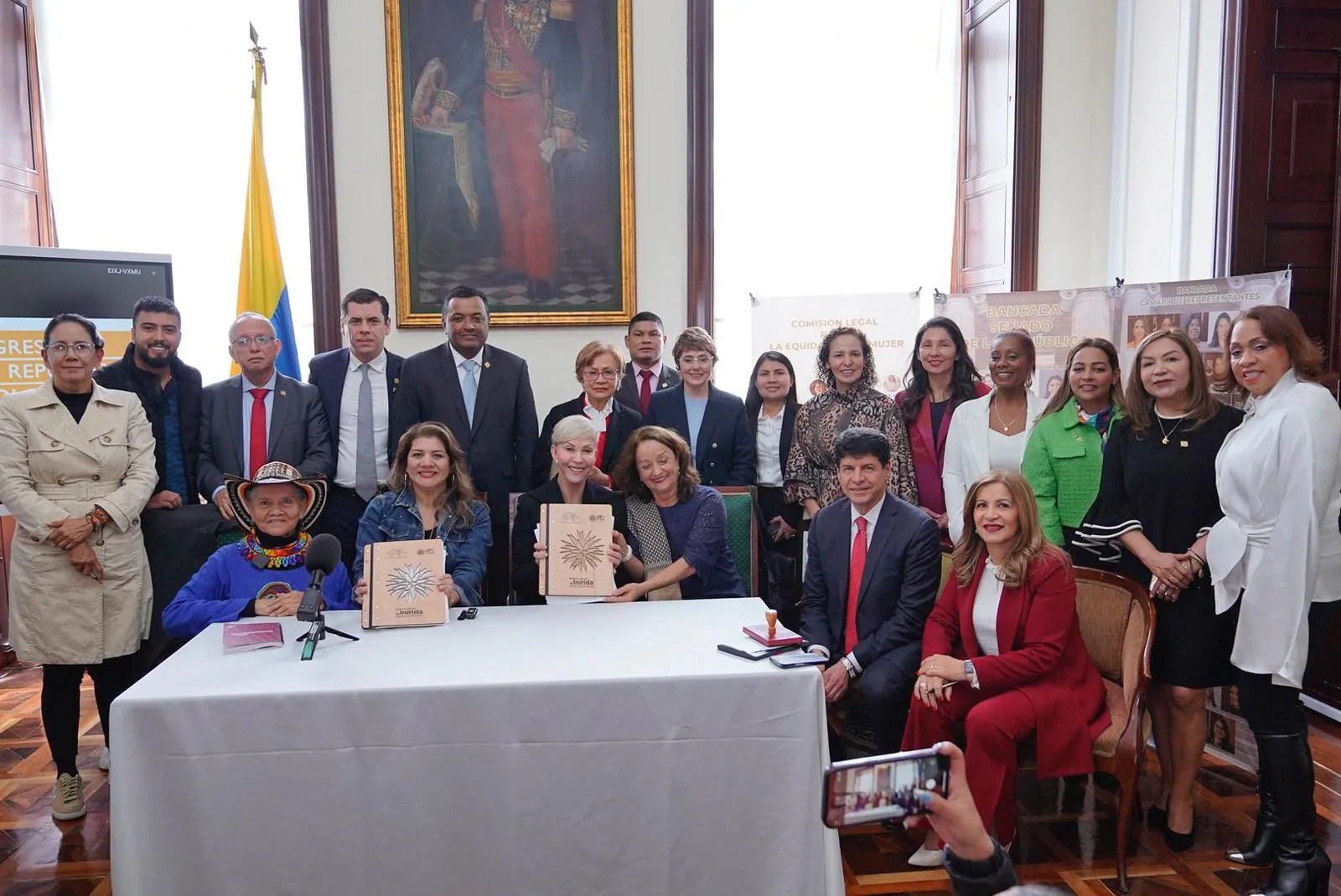 Ley Inírida destaca mujeres cuidadoras. Ley Inírida destaca mujeres cuidadoras.