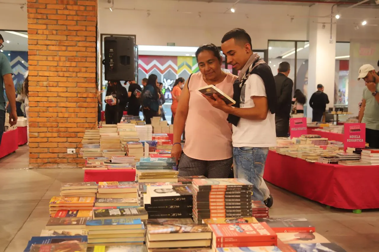 Última Semana del Gran Outlet de Libros.