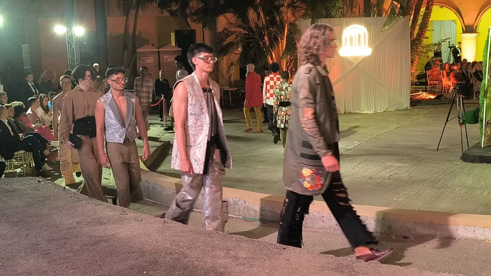 Guio di Colombia: 25 Años en la Moda Guio di Colombia: 25 Años en la Moda