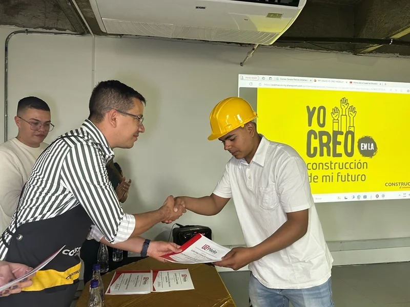 Oportunidad de Formación Jóvenes. Oportunidad de Formación Jóvenes.