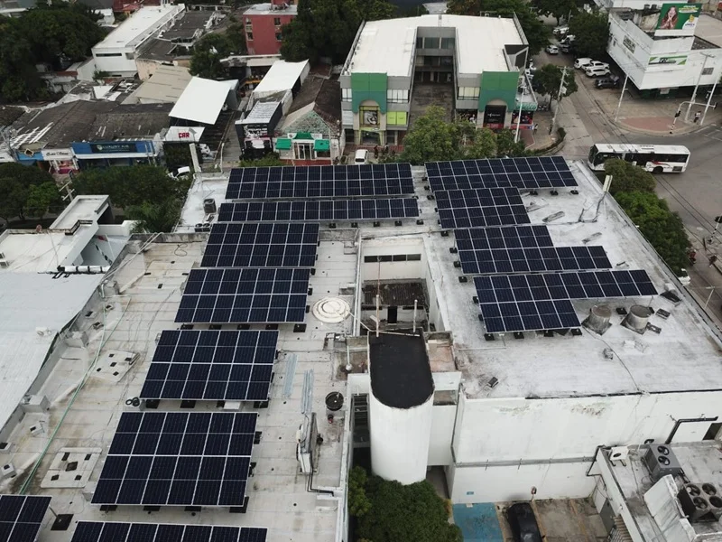 Energía Impulsa el Cambio Verde. Energía Impulsa el Cambio Verde.