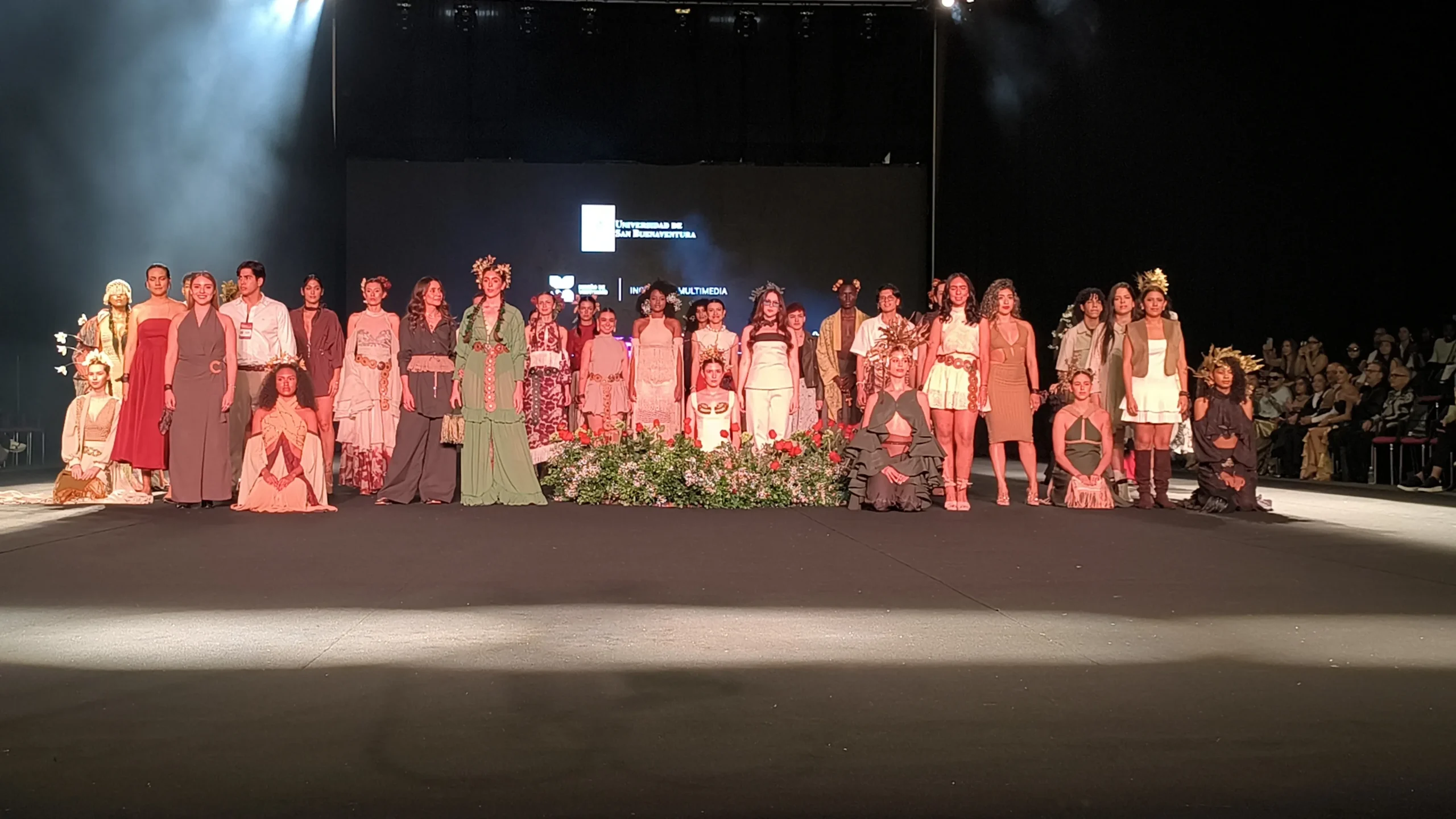 Moda en Movimiento: Un Legado de Inclusión y Talento. Moda en Movimiento: Un Legado de Inclusión y Talento.