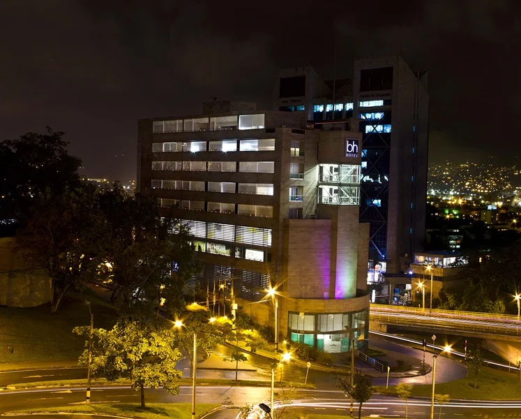 Sostenibilidad Transforma Hospedaje. Sostenibilidad Transforma Hospedaje.