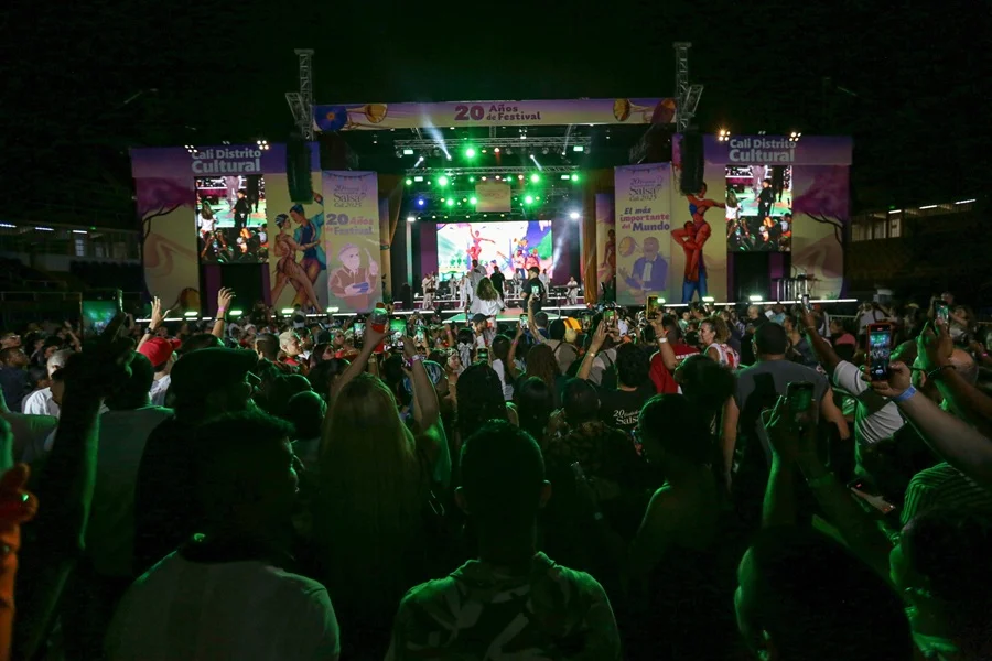 Salsa en Cali Rompió Esquemas. Salsa en Cali Rompió Esquemas.