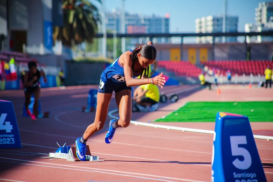 Juvenil Tope del Para Atletismo Colombiano Arrasa en Chile 2025.