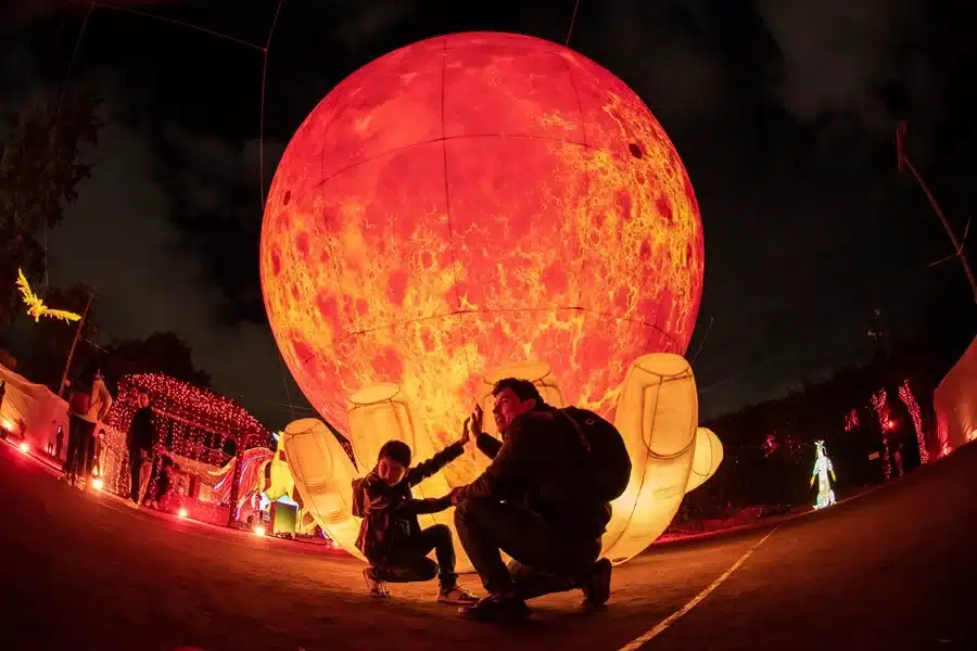 Navidad Transforma Bogotá con un kilómetro de Magia Inmersiva en el Festival Sueña 2025