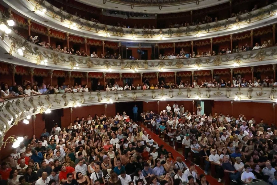 Agenda Teatro Municipal te Espera con Eventos Artísticos este Mes. Agenda Teatro Municipal te Espera con Eventos Artísticos este Mes.