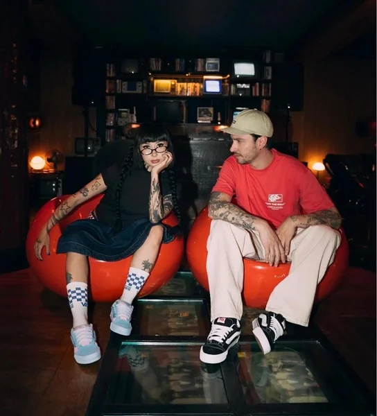 Vans Reinventa los Noventa con el Lanzamiento del Nuevo Modelo Knu Skool.
