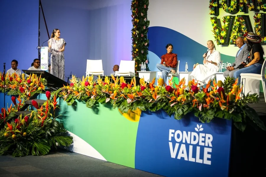Beneficiarios de Fonder Transforman el Sueño Empresarial en el Valle. Beneficiarios de Fonder Transforman el Sueño Empresarial en el Valle.