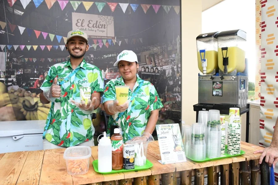Emprendedores Vallunos Conquistan con su Sabor y Cultura en Montería.