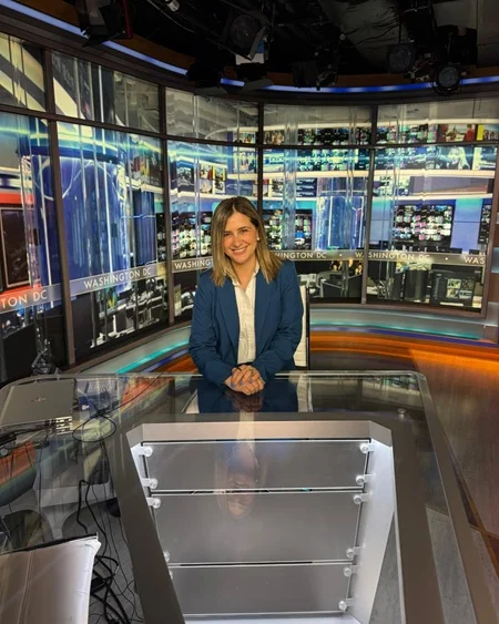 Periodista Colombiana Consolida su Gran Éxito.