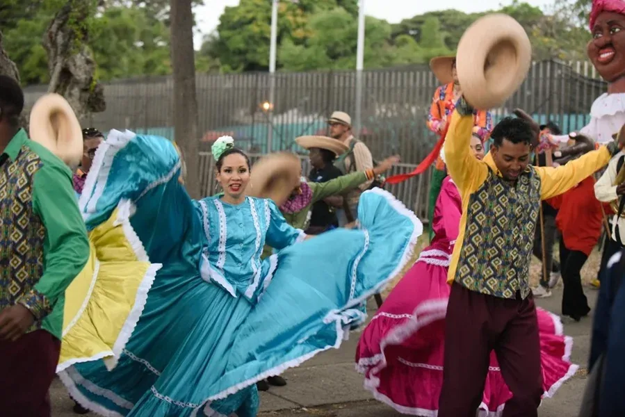 Desfile de Colonias del Pacífico Convoca a Una Gran Fiesta en Cali. Desfile de Colonias del Pacífico Convoca a Una Gran Fiesta en Cali.