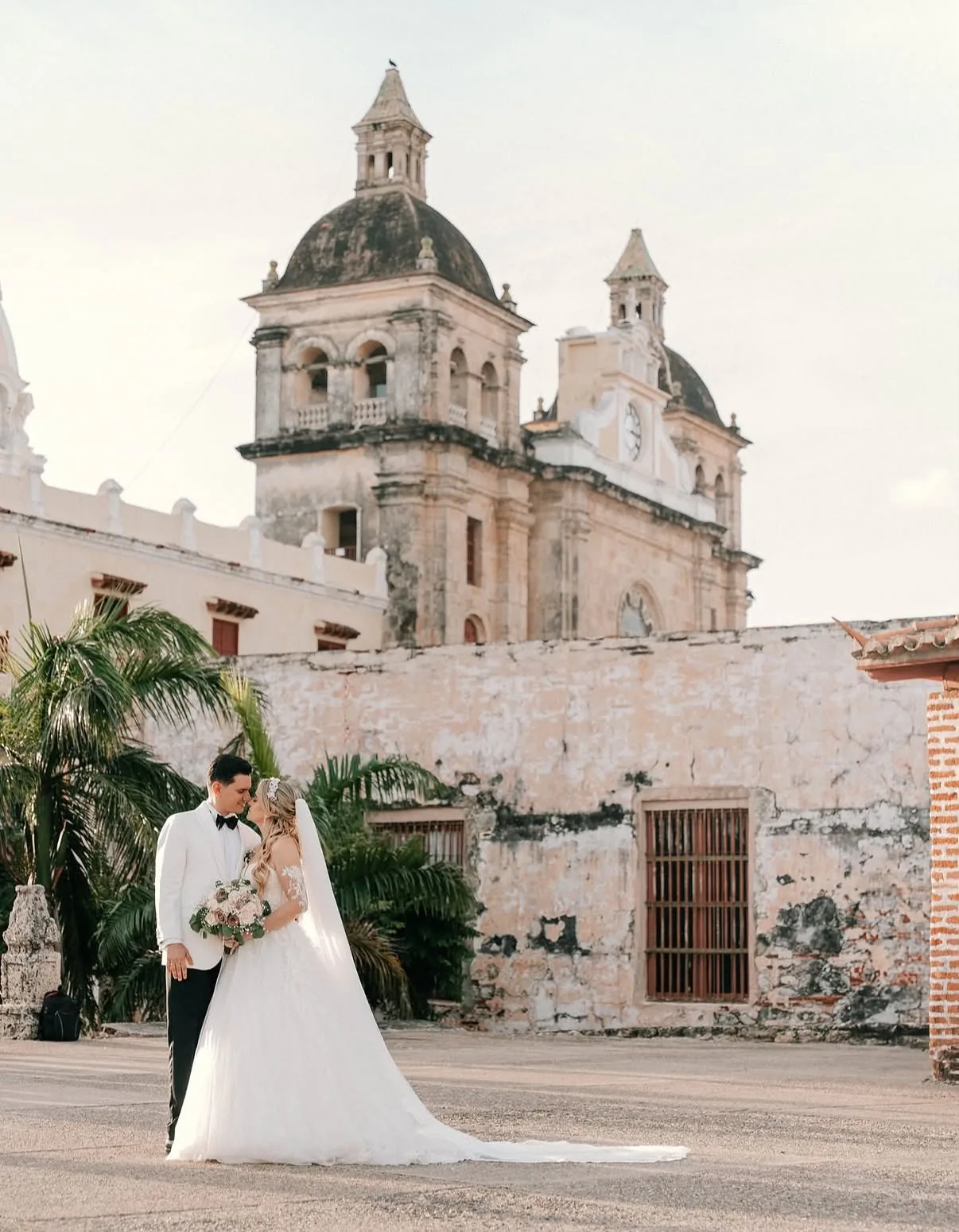 ¿Cómo Impulsa Cartagena el Turismo de Bodas de Destino en América Latina?