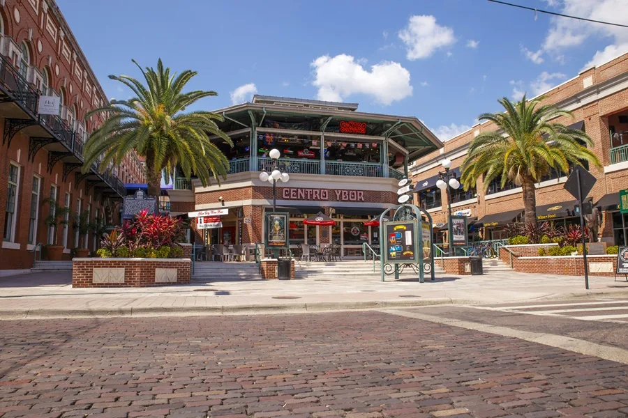 Ybor City Fortalece su Oferta Cultural, Gastronómica y de cerveza Artesanal. Ybor City Fortalece su Oferta Cultural, Gastronómica y de cerveza Artesanal.