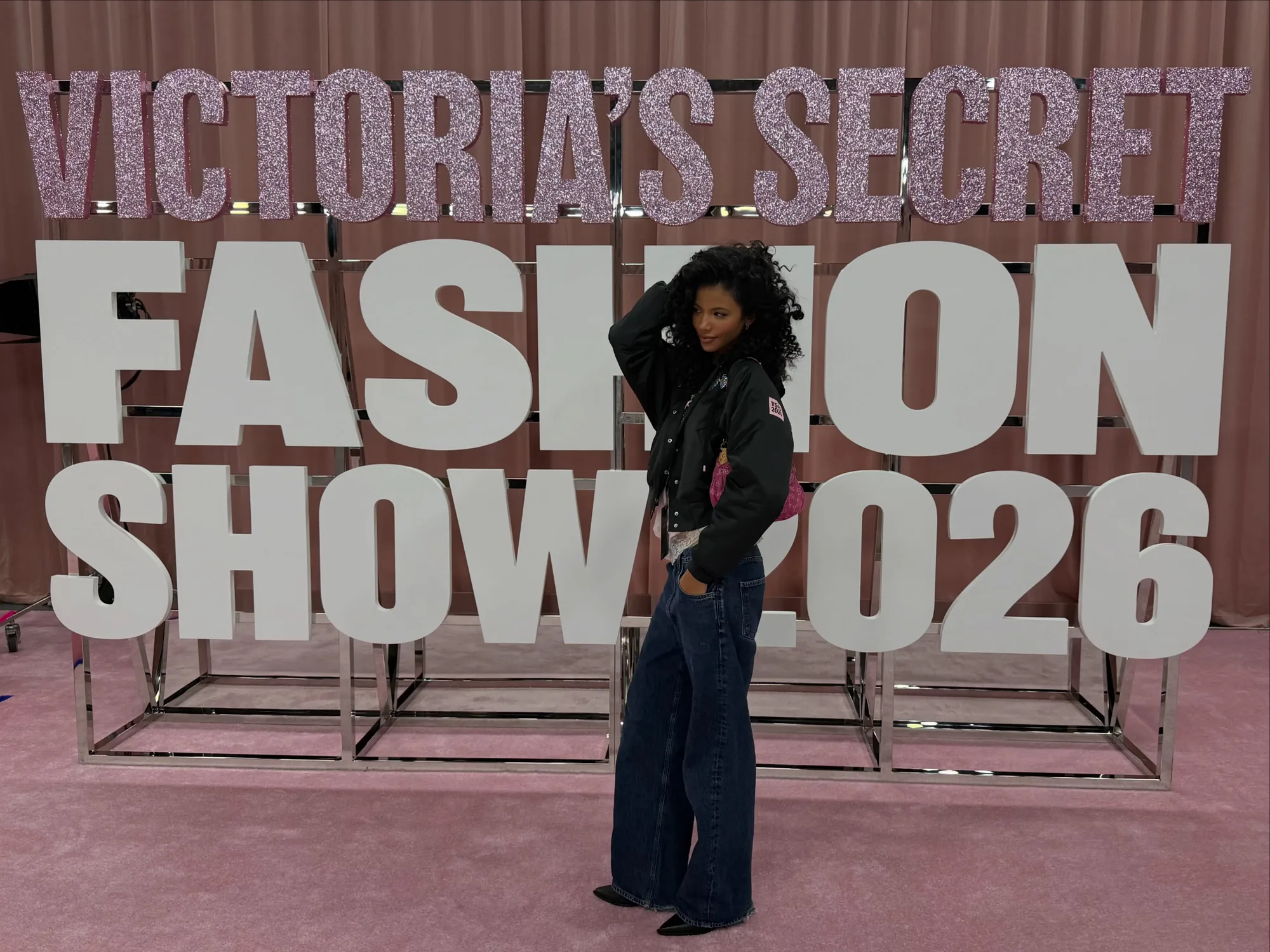 Victoria's Secret Fashion Show 2026 Reunió Moda y Talento.