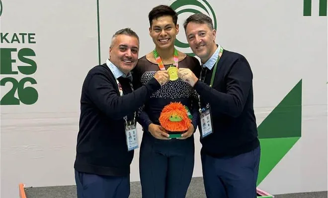 Jeshua Folleco es Campeón Mundial de Patinaje Artístico.